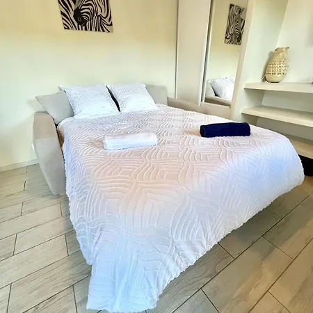 Apartman De La Salis, Belle Terrasse